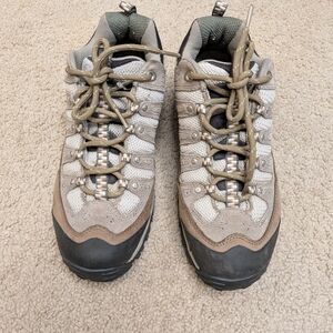 Columbia Women's Sneakers - Tan and Black